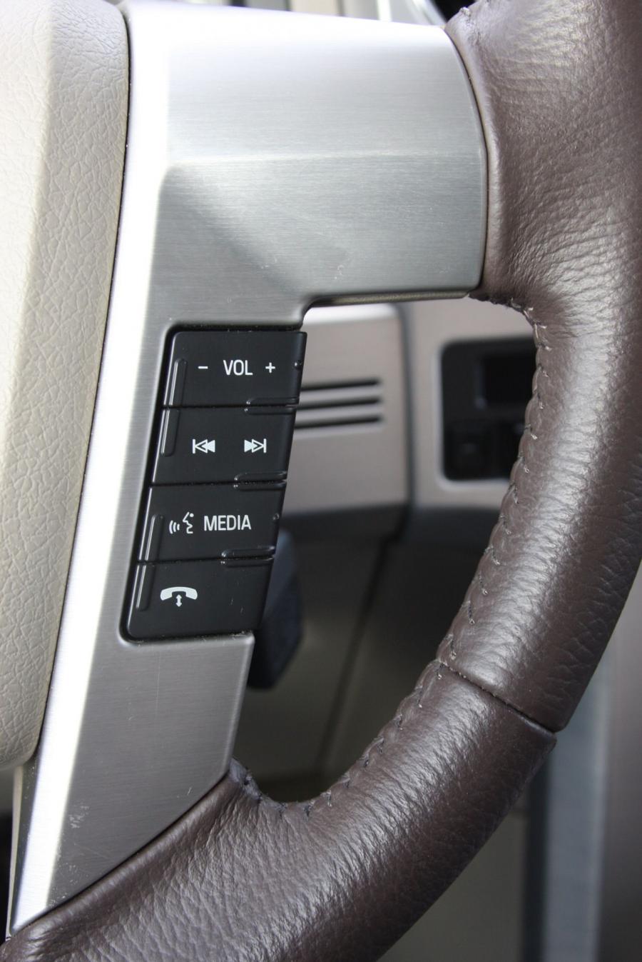  Ford F-150 Platinum 4x4 2009 года  (фото 21 из 48)